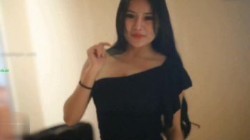 外围美模酒店超大尺度私拍被射影师用毛笔玩粉嫩小穴菊花水直流