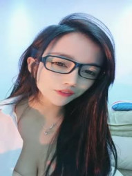 如花如云女神-一库- 满嘴骚话、女人越美越骚的没边，官人就越爱看，肉棒自慰喷水 淫声极致诱惑！