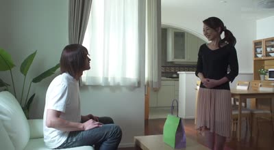 ADN-137被老公的部下侵犯内射干到堕落的人妻芹沢恋